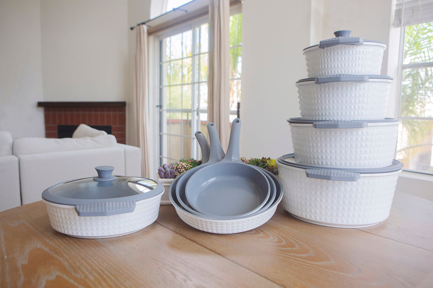 White Diamond Cast Aluminum Fry Pan