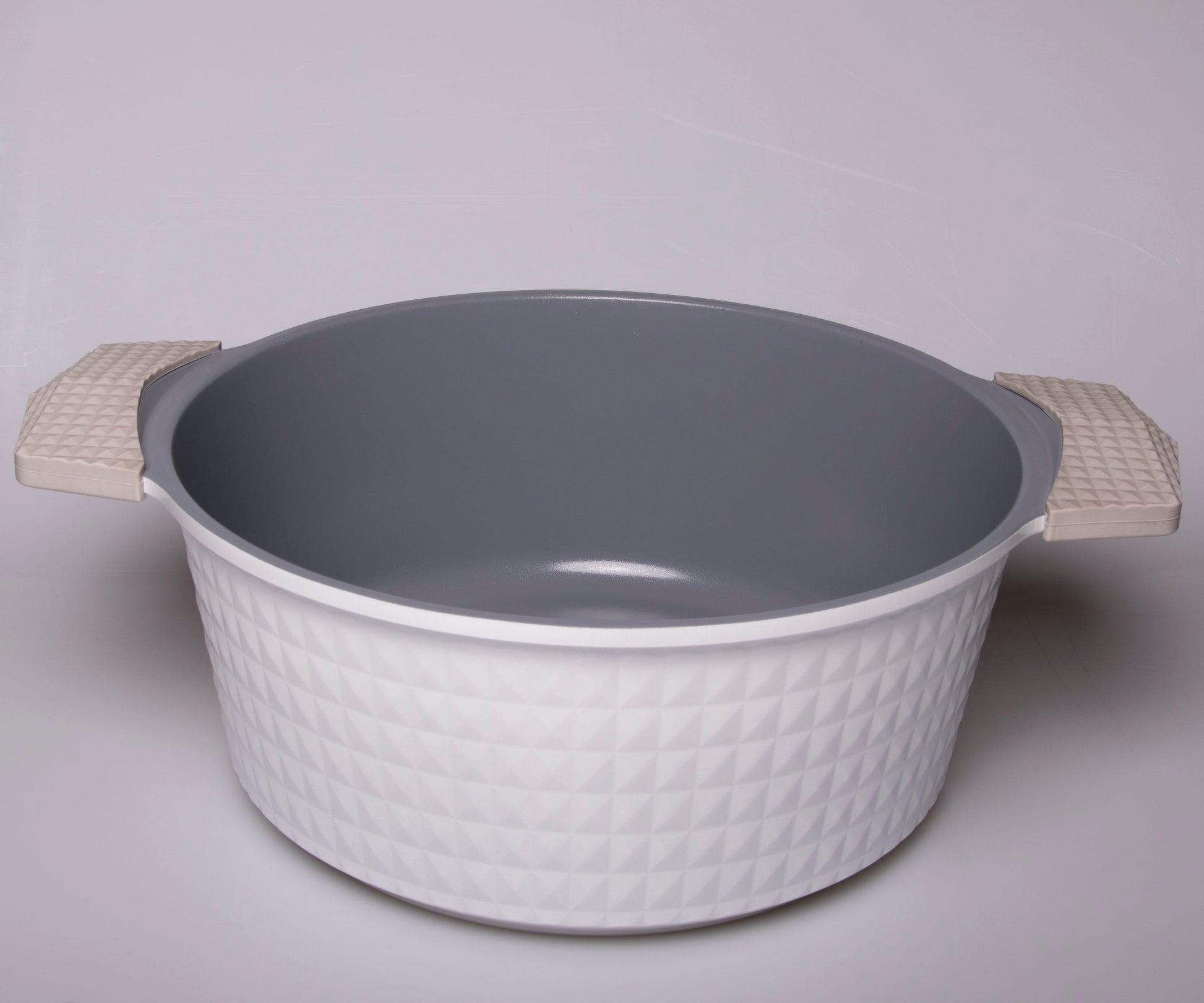 White Diamond Cast Aluminum Pot – Imperial Cookware